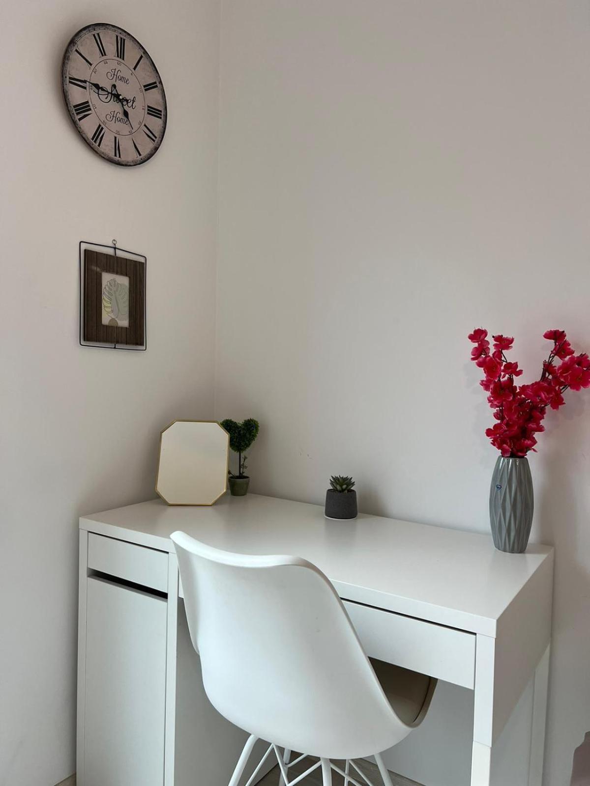 Paris Luxury Top Centre 2Bdr Apt W Work Desk And Wifi Near Nevsky Cathedral 索菲亞 外观 照片